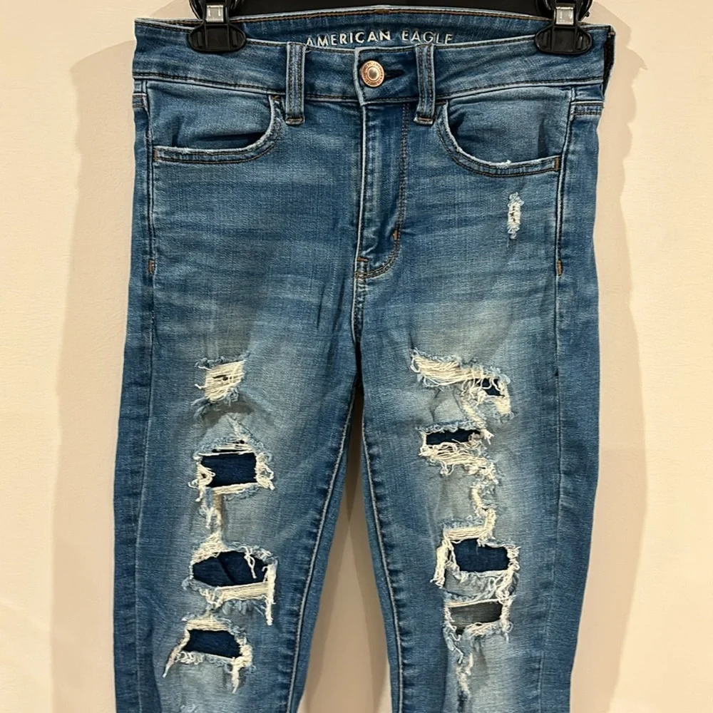 American Eagle Women’s High Rise Distressed Jeggings Size 2 - Picture 6 of 14